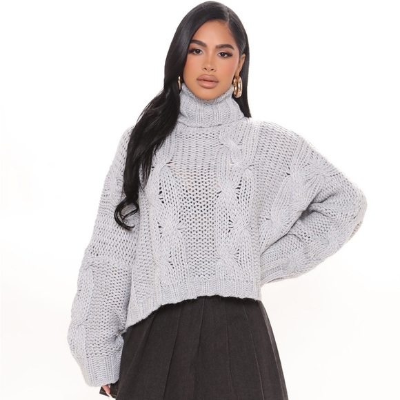 HYFVE Grey chunky cable knit cropped turtle neck sweater in medium - Picture 11 of 16